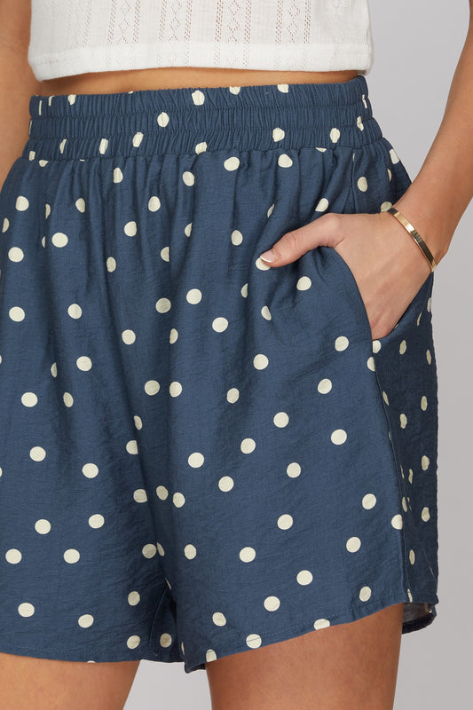 Woven polka dot shorts with pockets