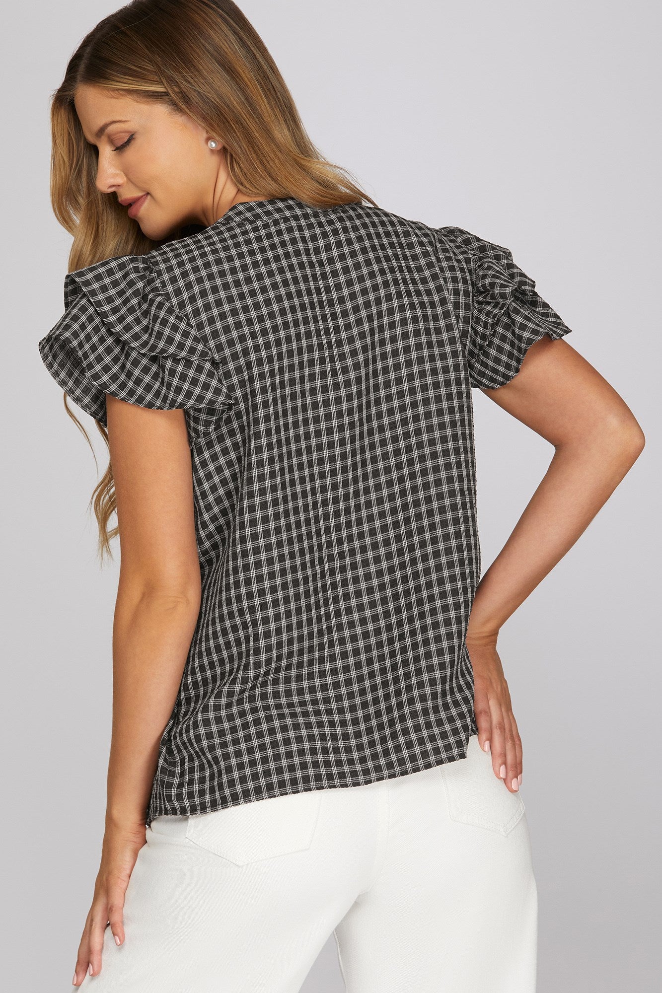 Ruffle sleeve pintuck woven gingham top