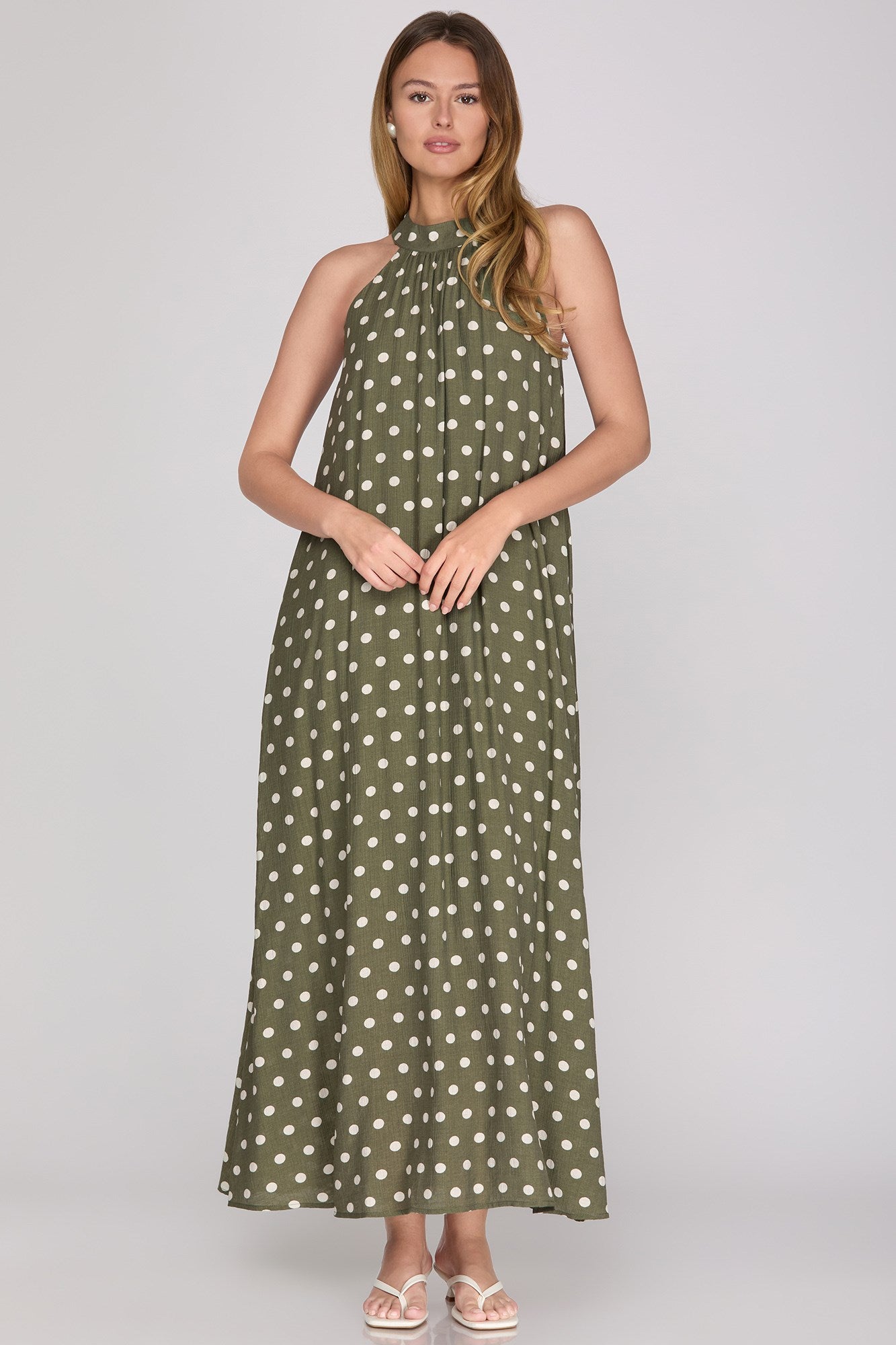 Sleeveless woven polka dot print halter maxi dress with lining and pockets
