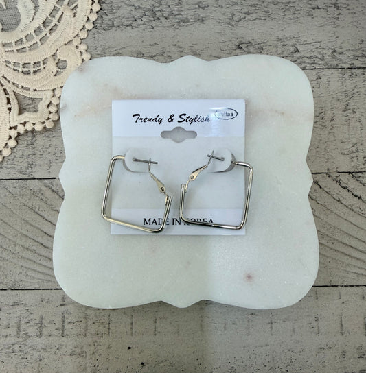 Retro square wire earrings