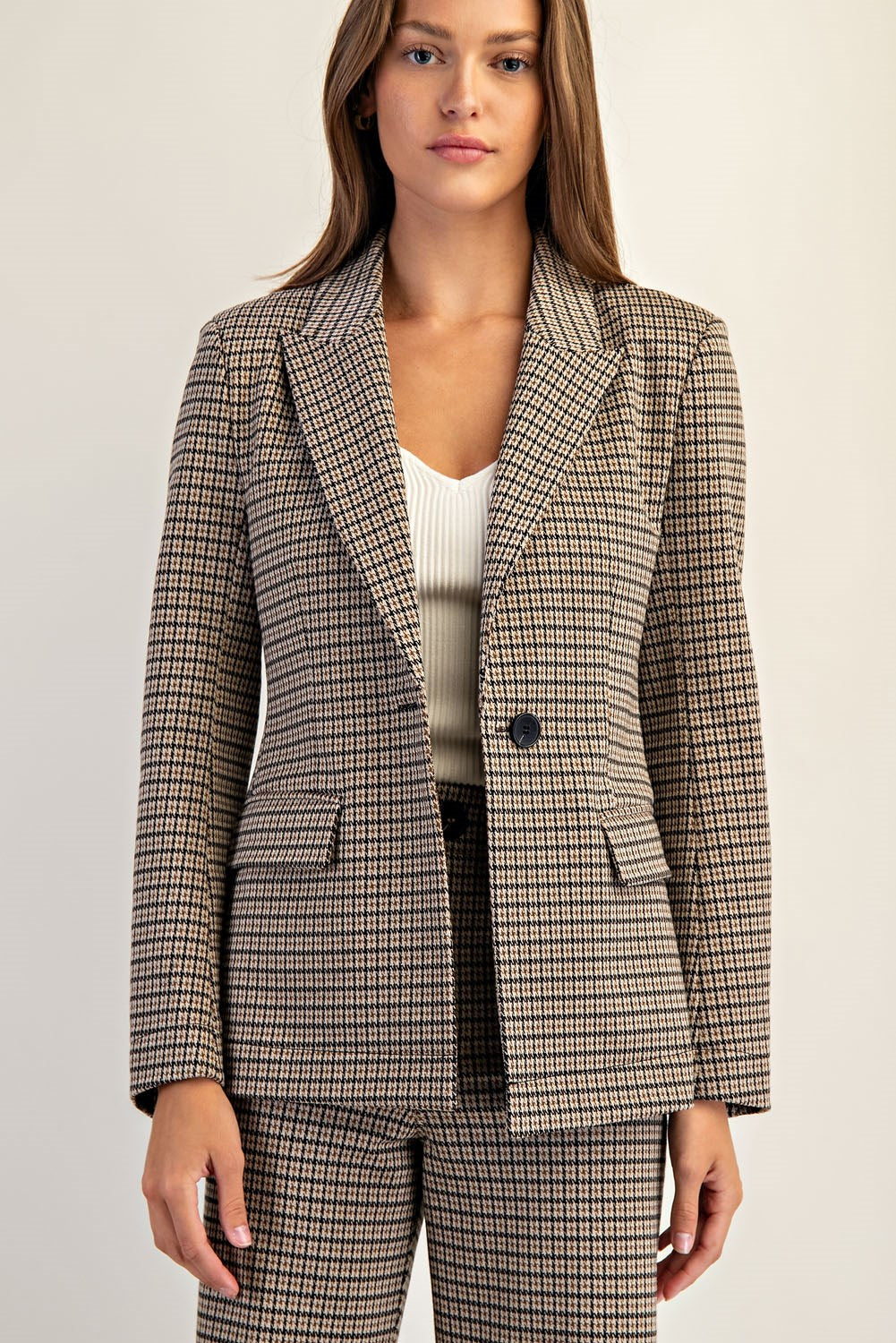 Houndstooth pattern long sleeve blazer
