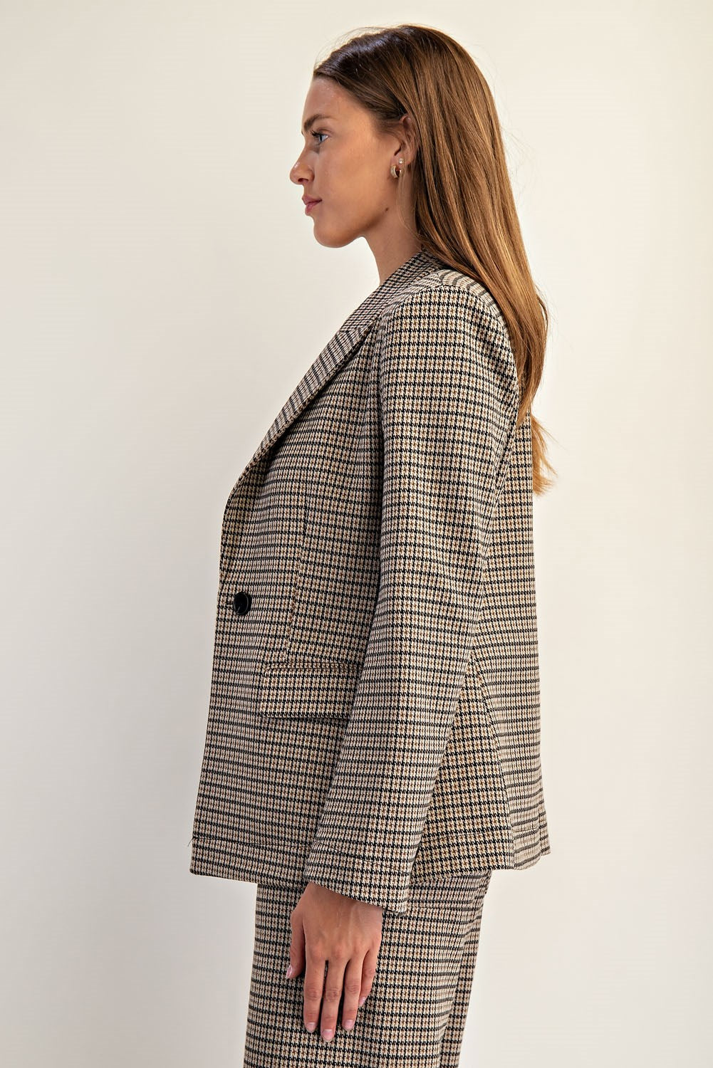 Houndstooth pattern long sleeve blazer