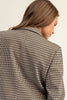 Houndstooth pattern long sleeve blazer