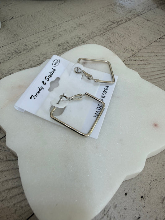 Retro square wire earrings