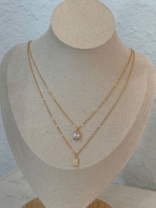 Delicate gold plated necklace with mini and square faux diamond gems