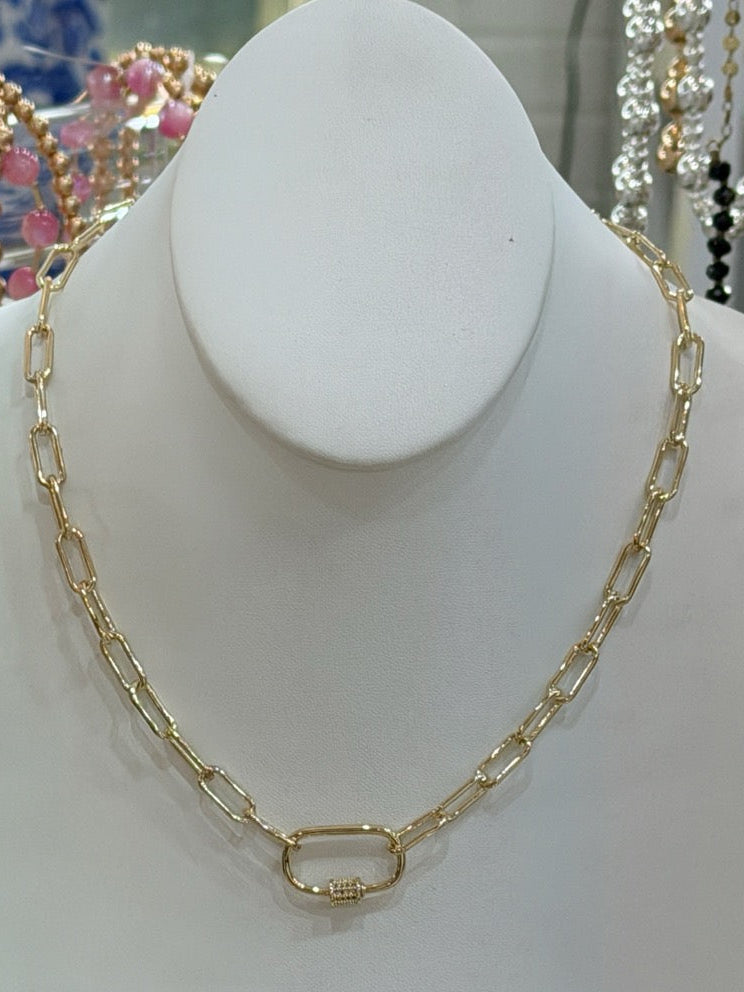 Chain link closed loop necklace