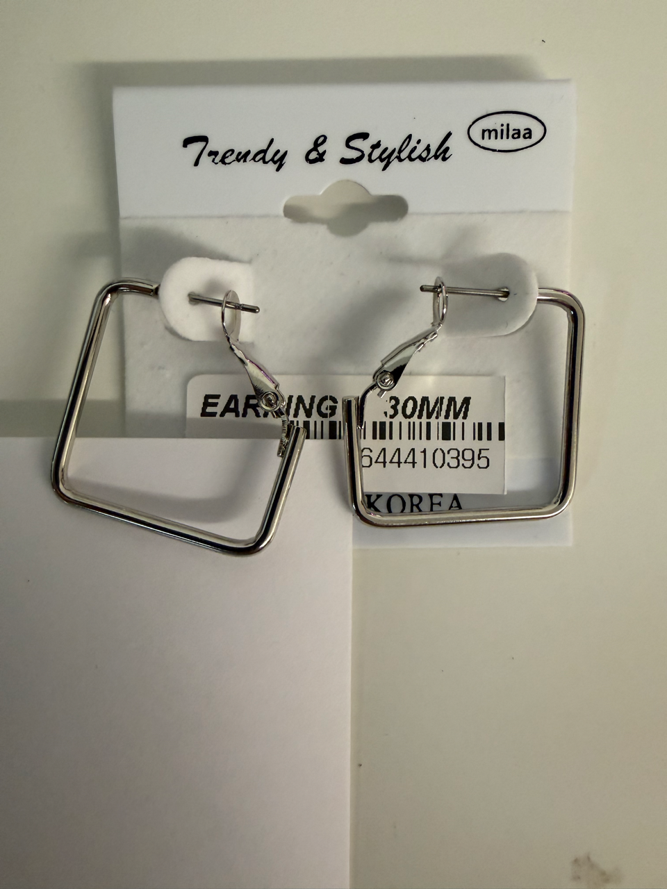 Retro square wire earrings