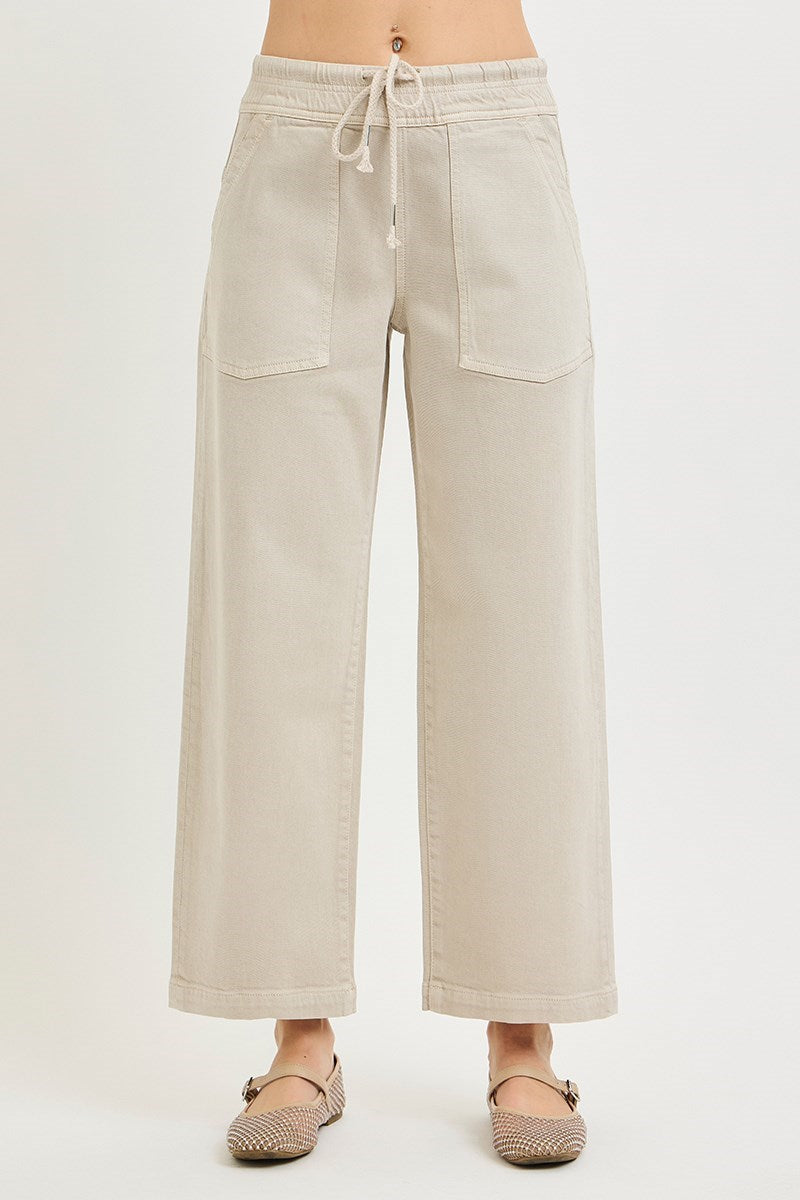 Elastic band slouchy cropped baggy jeans with patch pockets