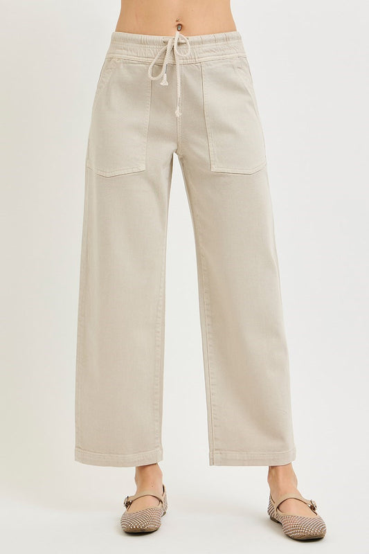 Elastic band slouchy cropped baggy jeans with patch pockets