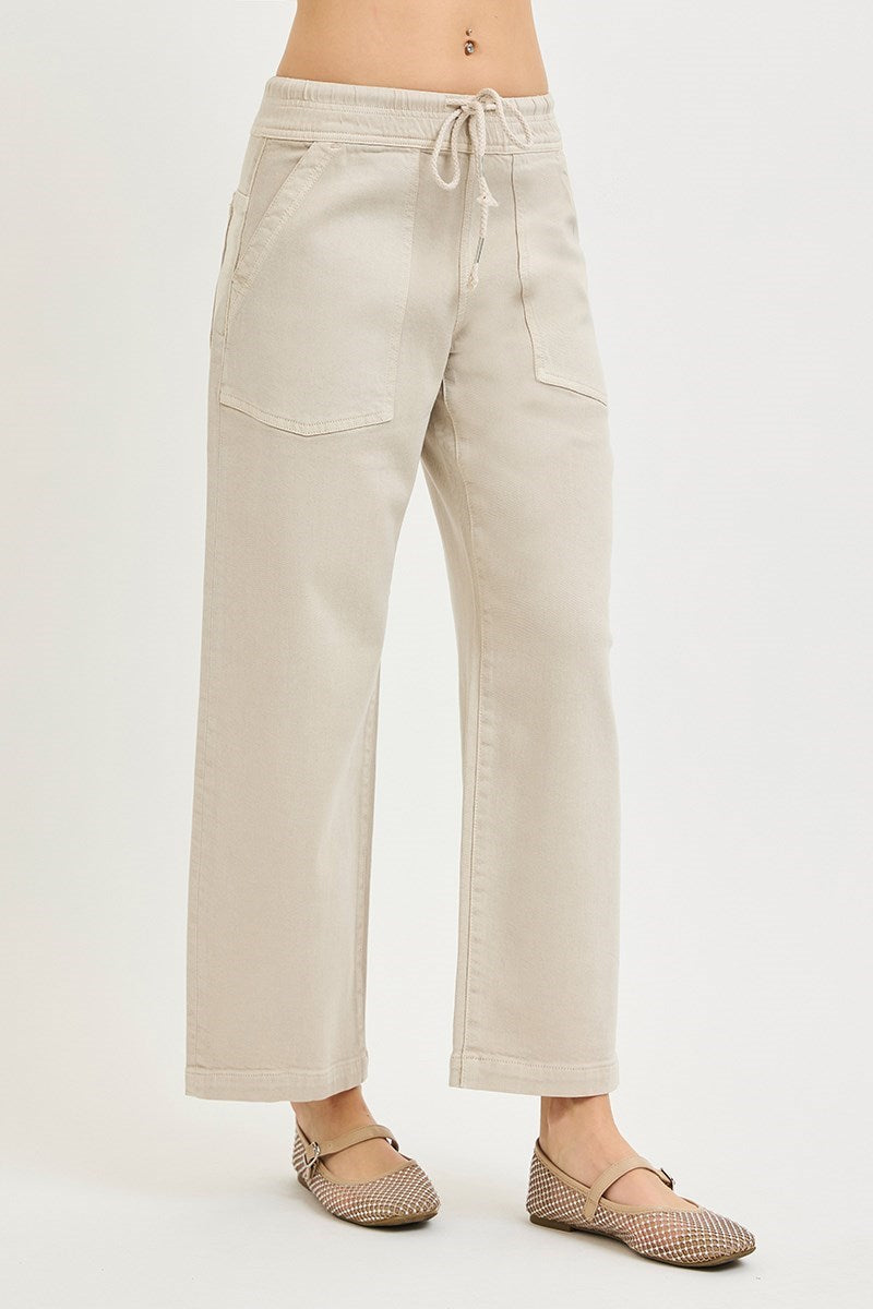 Elastic band slouchy cropped baggy jeans with patch pockets