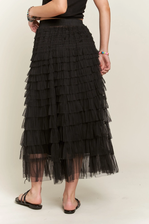 Elastic waist layered mesh skirt