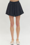 Solid elastic waist short featuring adjustable drawstring detail