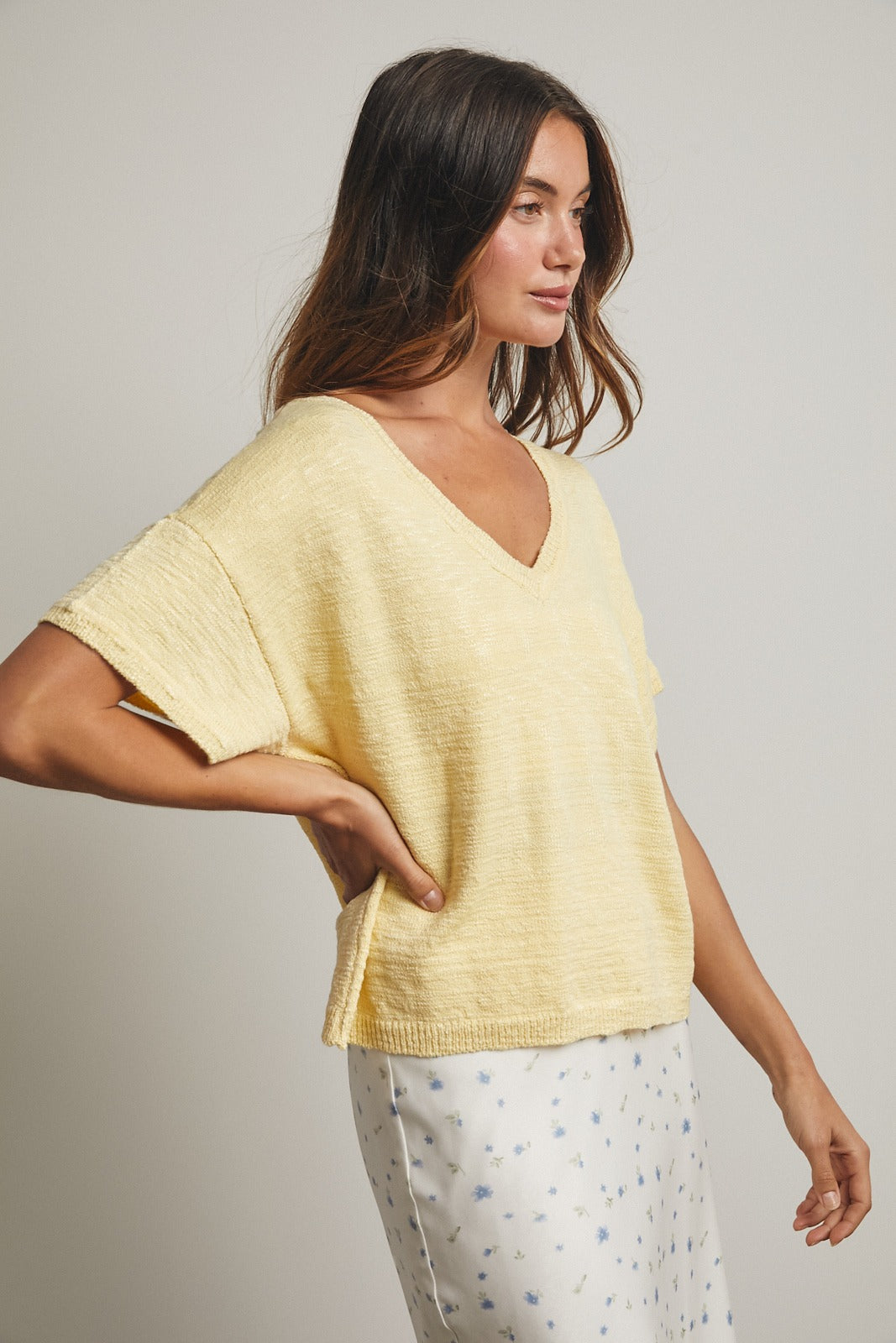 Lightweight v-neck sweater top