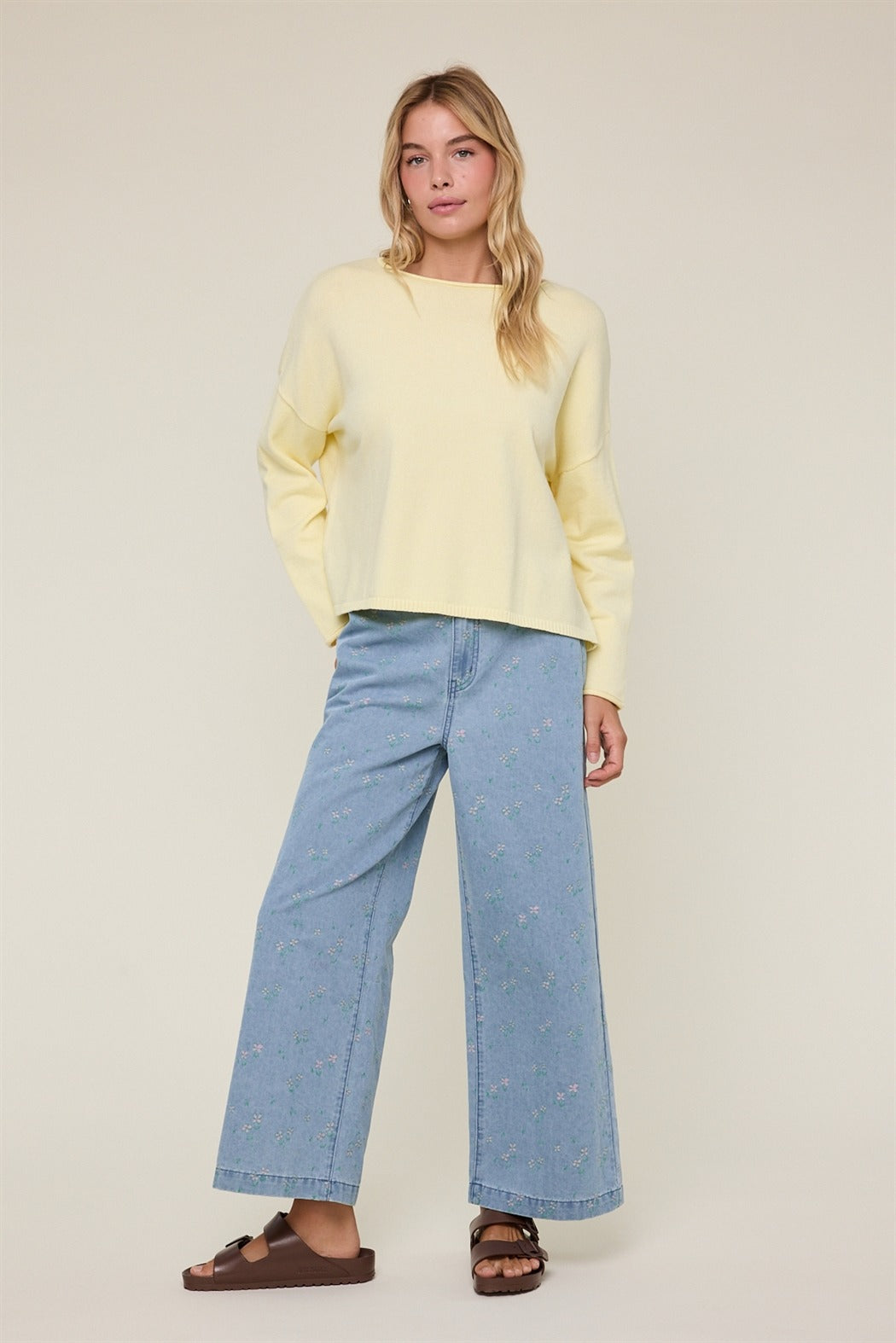 Boat neck lightweight sweater