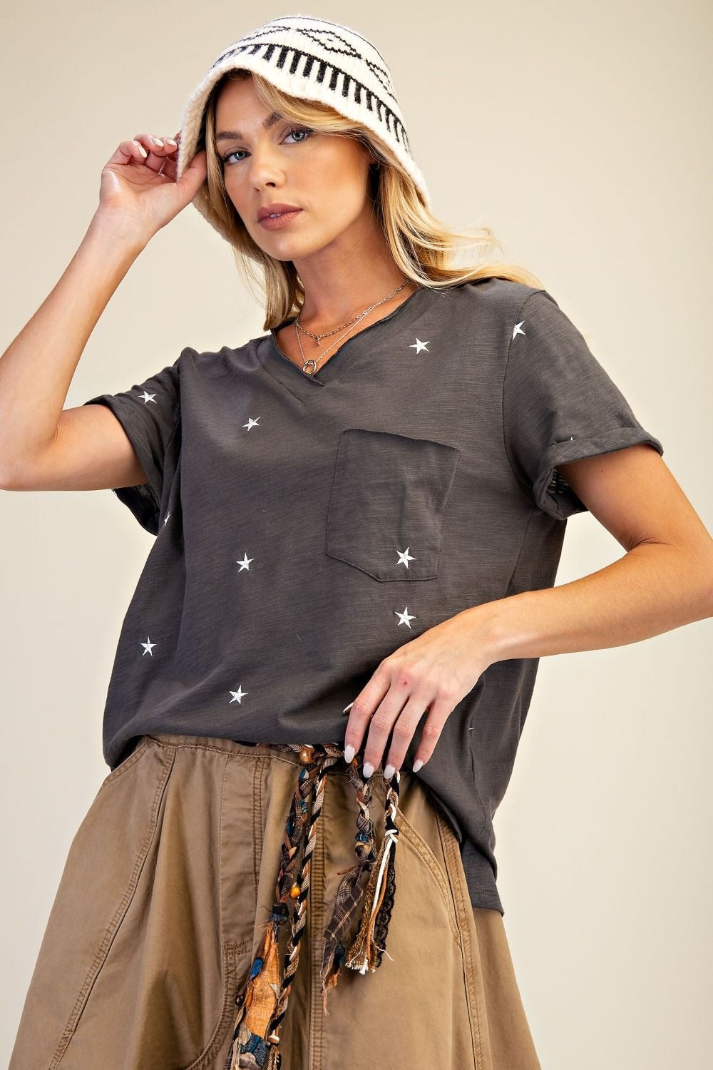 Embroidery stars washed cotton slub top with rolled cuff sleeves
