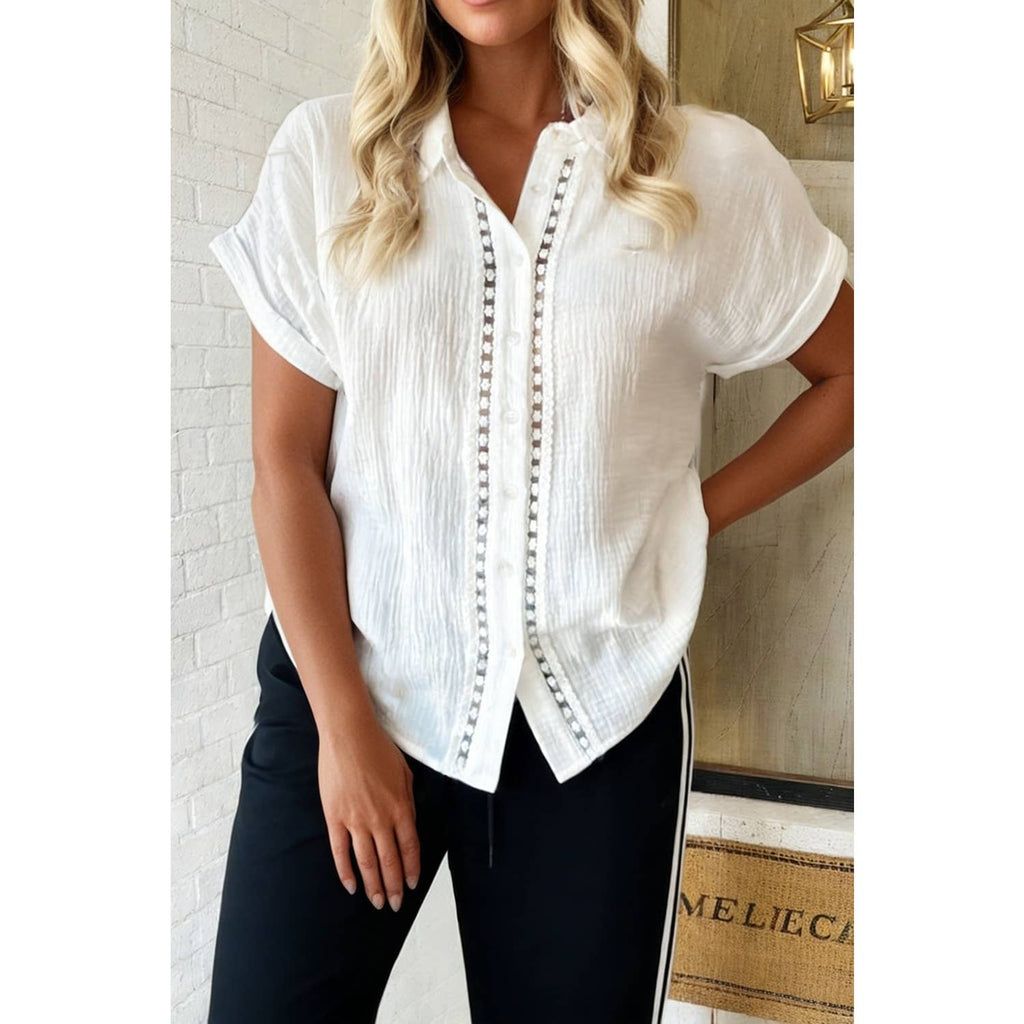 Lace trim cuffed short sleeve textured shirt
