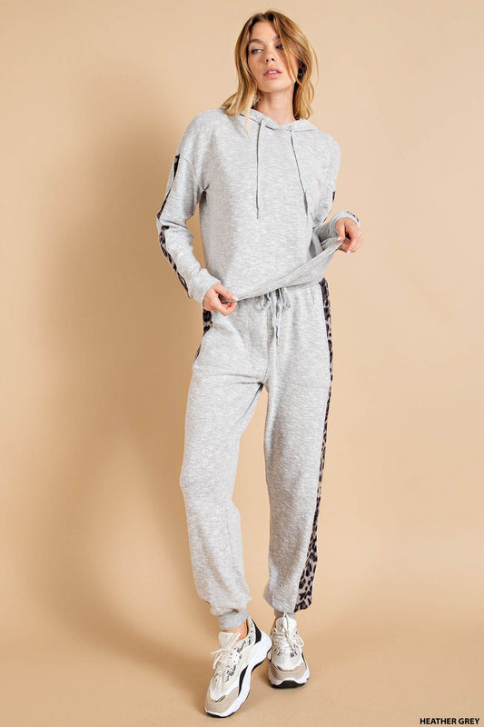 Animal print point pants and top set Sweatsuit Kori America