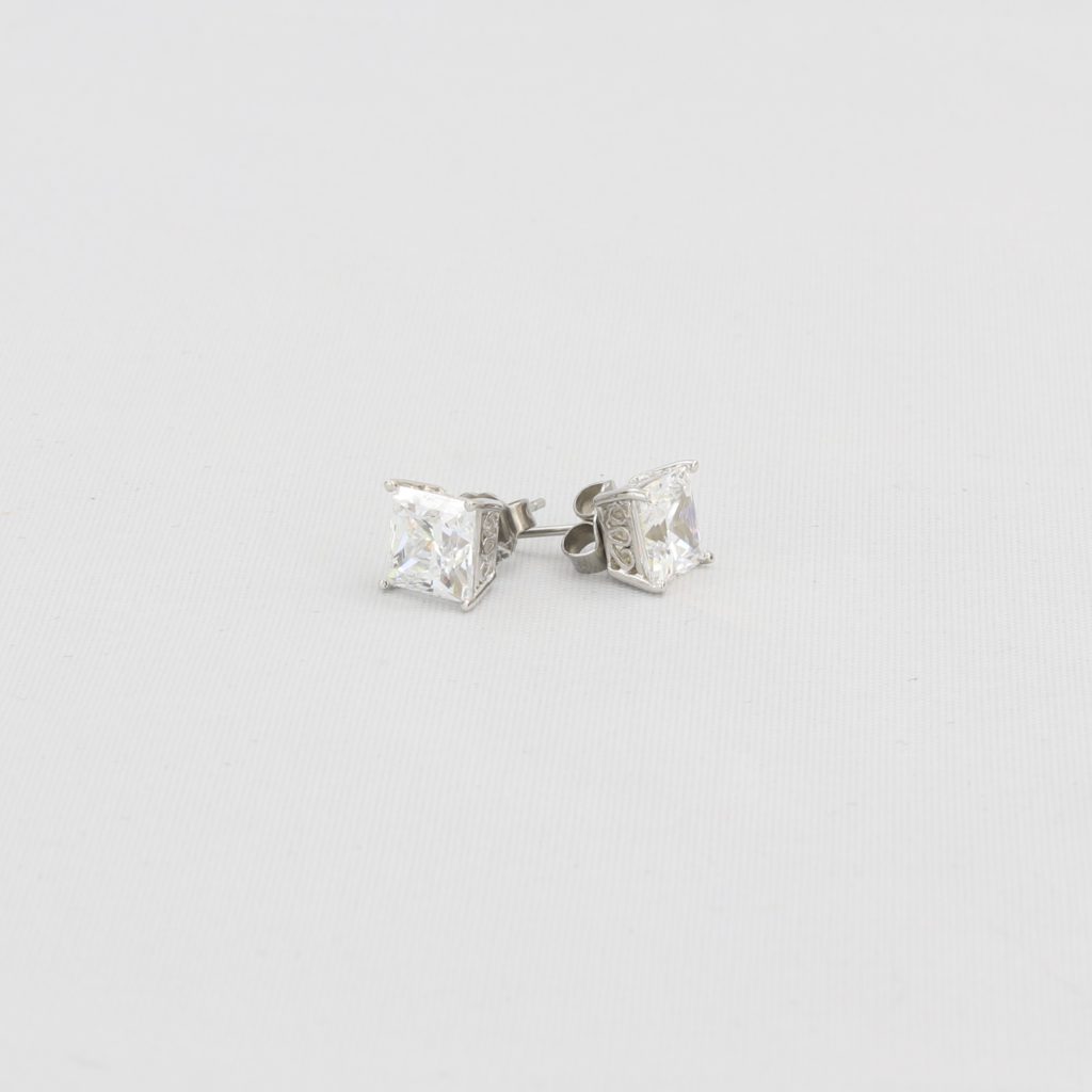 Bobby Schandra simulated diamond (Cubic Zirconia Diamond-quality Grade 5 ) stud earring (8mm)  Ivy and Pearl Boutique   