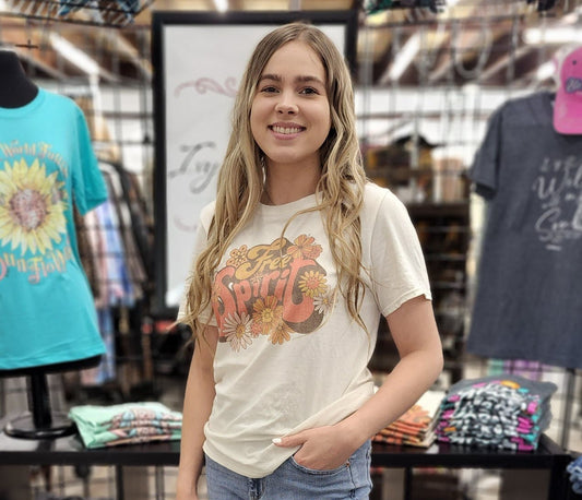 Free Spirit 70's Retro Style T-Shirt  Ivy and Pearl Boutique S