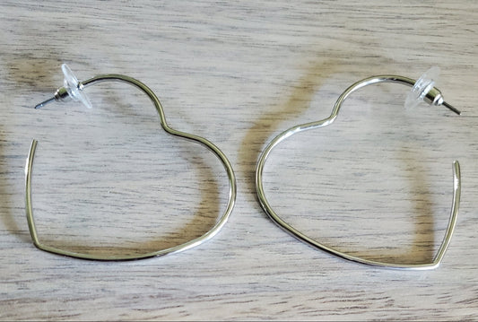 Heart hoop earrings hi  Ivy and Pearl Boutique