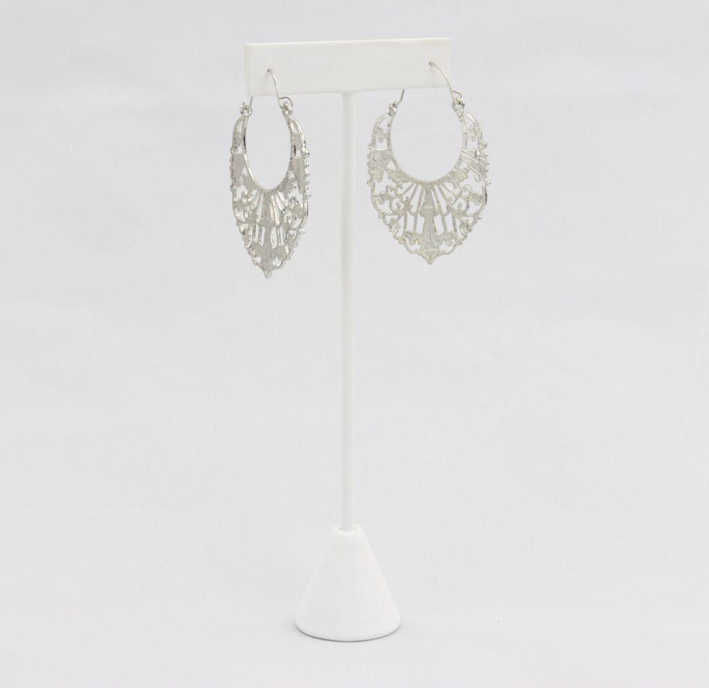 Hoop earring with solid decorative plate design  Ivy and Pearl Boutique   