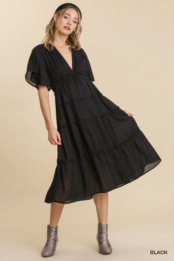 Smocked Short Sleeve V-Neck Textured Tiered Maxi Dress with lining  Ivy and Pearl Boutique Black M 