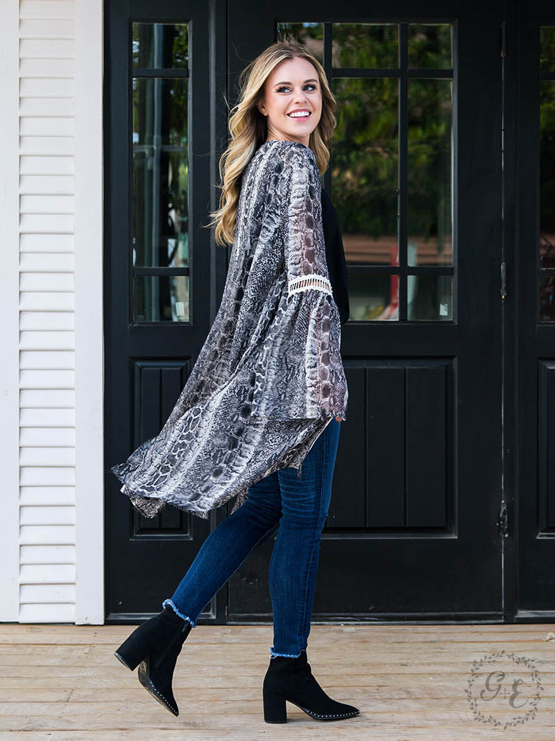 You're a charmer snakeskin kimono  Ivy and Pearl Boutique 1X/2X  