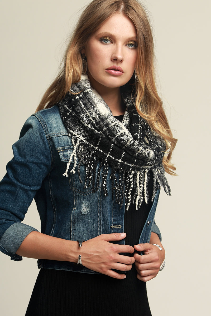 Soft casual plaid infinity knit scarf with tassels  Ivy and Pearl Boutique Black  