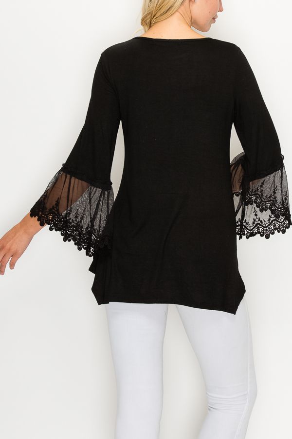 Tunic top with lace trim on sleeves  Ivy and Pearl Boutique   