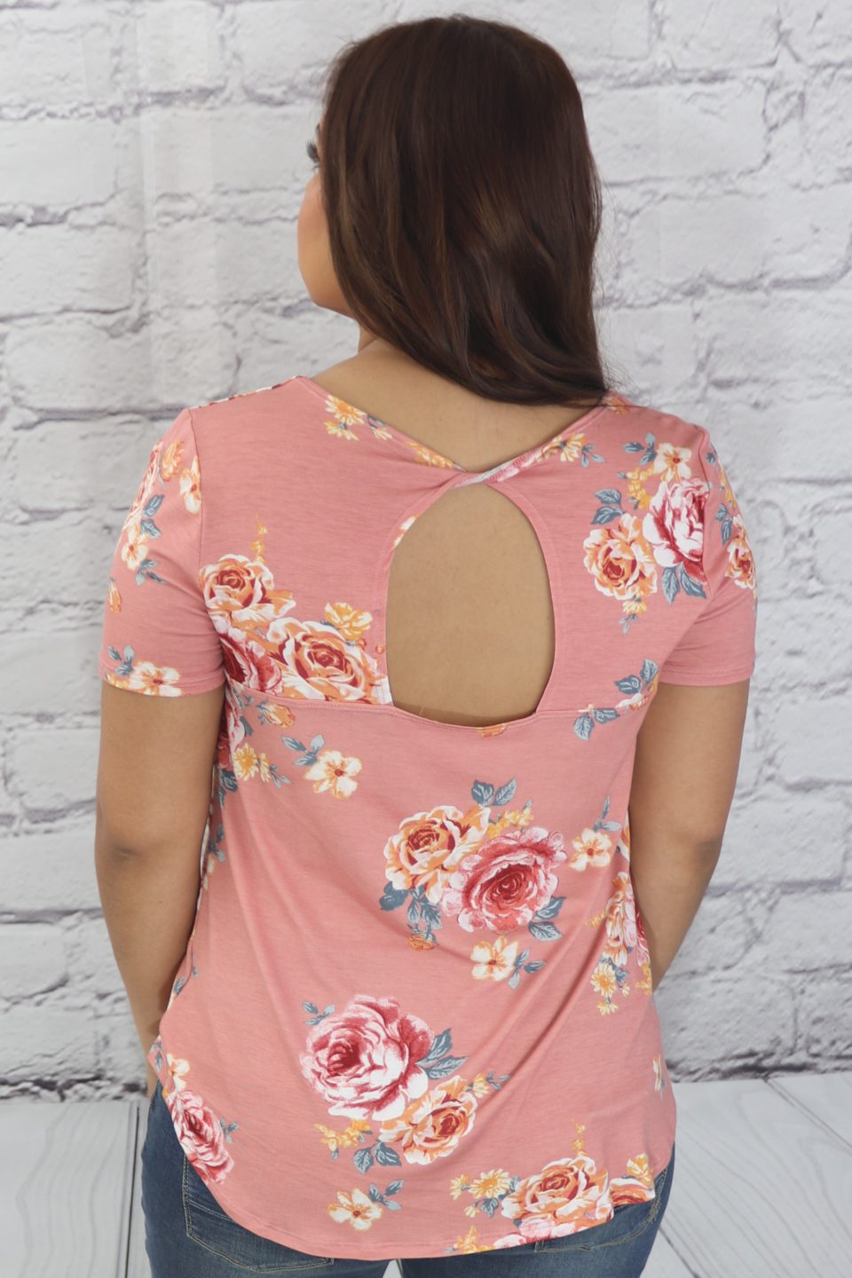 Twisted open-back floral print top  Ivy and Pearl Boutique   